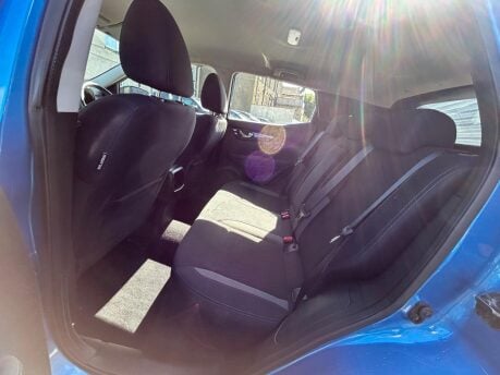 Nissan Qashqai DIG-T ACENTA PREMIUM 11