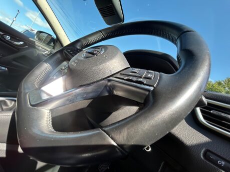 Nissan Qashqai DIG-T ACENTA PREMIUM 18