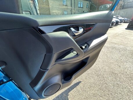 Nissan Qashqai DIG-T ACENTA PREMIUM 15