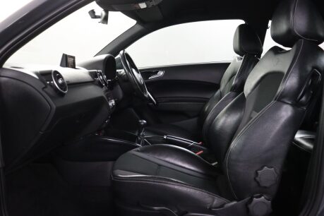 Audi A1 TFSI S LINE 40
