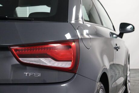 Audi A1 TFSI S LINE 23