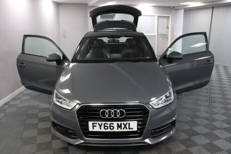 Audi A1 TFSI S LINE 7