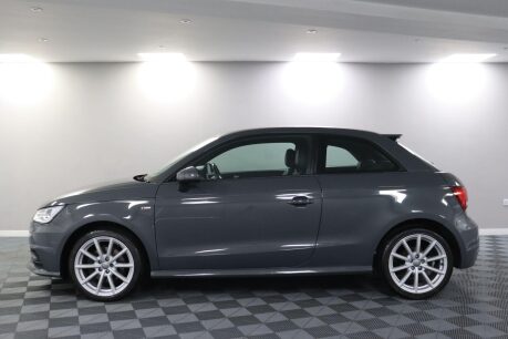 Audi A1 TFSI S LINE 18