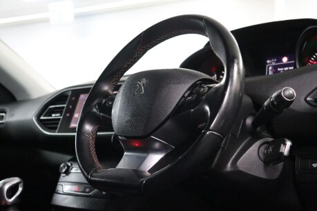 Peugeot 308 1.2 PureTech Tech Edition Euro 6 (s/s) 5dr 24