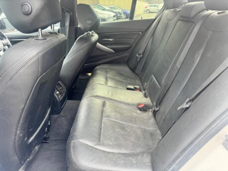 BMW 3 Series 320D M SPORT 8