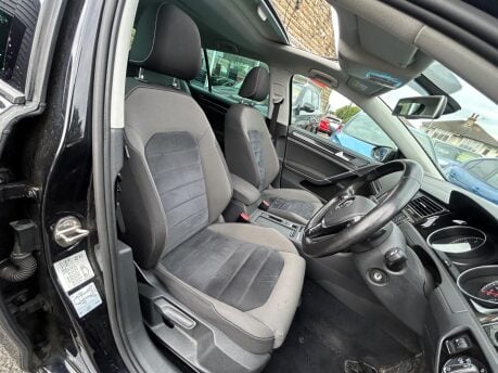 Volkswagen Golf GT EDITION TSI ACT BMT DSG 10