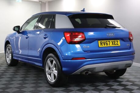 Audi Q2 TFSI SPORT 10