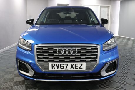Audi Q2 TFSI SPORT 2