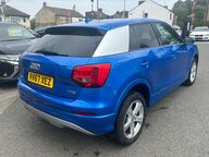Audi Q2 TFSI SPORT 8