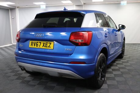 Audi Q2 TFSI SPORT 11