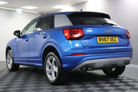 Audi Q2 TFSI SPORT 22