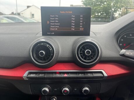 Audi Q2 TFSI SPORT 16