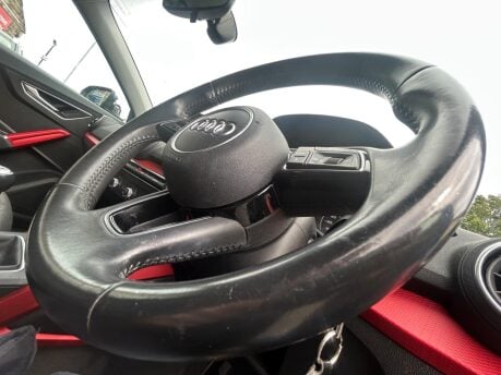 Audi Q2 TFSI SPORT 18