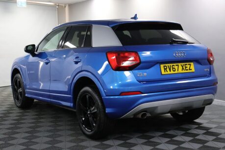 Audi Q2 TFSI SPORT 10