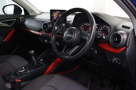 Audi Q2 TFSI SPORT 4
