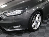 Ford Focus ZETEC 27