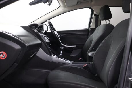 Ford Focus ZETEC 42