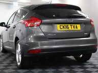 Ford Focus ZETEC 17
