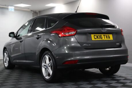 Ford Focus ZETEC 15