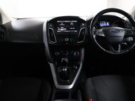 Ford Focus ZETEC 33