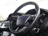 Ford Focus ZETEC 39
