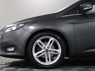 Ford Focus ZETEC 23