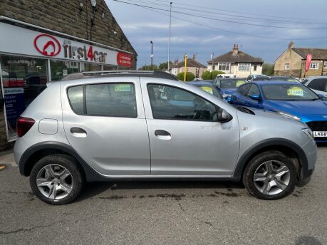 Dacia Sandero Stepway COMFORT TCE 8