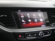 Vauxhall Insignia DESIGN NAV ECOTEC 36