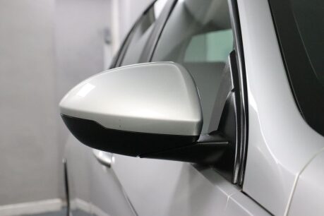 Vauxhall Insignia DESIGN NAV ECOTEC 33