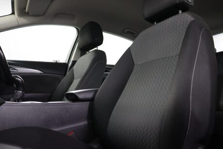 Vauxhall Insignia DESIGN NAV ECOTEC 35
