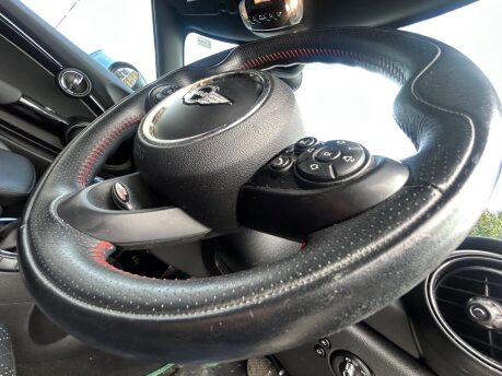 Mini Convertible COOPER D 19