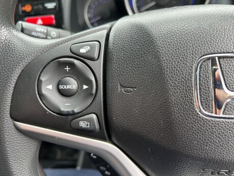 Honda Jazz I-VTEC SE 13