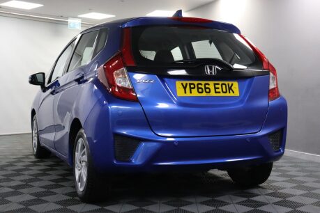 Honda Jazz I-VTEC SE 18