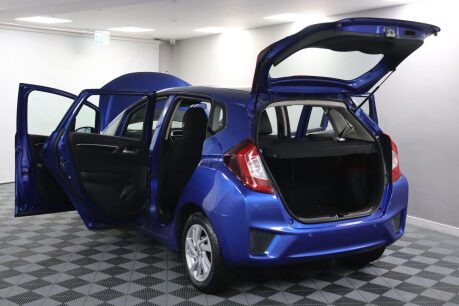Honda Jazz I-VTEC SE 16