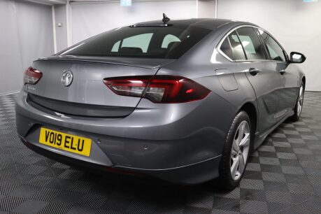 Vauxhall Insignia SRI VX-LINE NAV 11