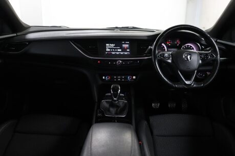 Vauxhall Insignia SRI VX-LINE NAV 40
