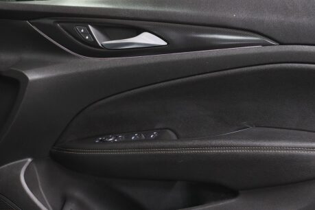 Vauxhall Insignia SRI VX-LINE NAV 36