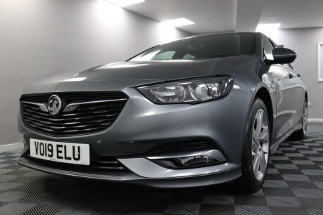 Vauxhall Insignia SRI VX-LINE NAV 28