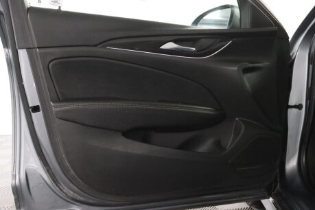 Vauxhall Insignia SRI VX-LINE NAV 43