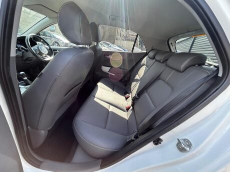 Kia Picanto X-LINE 11