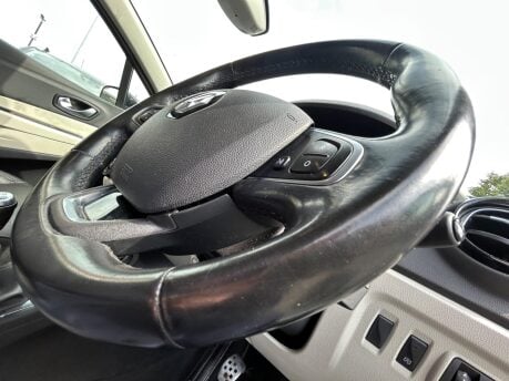 Renault Captur GT LINE TCE 18