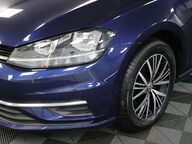 Volkswagen Golf SE TSI DSG 32