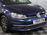 Volkswagen Golf SE TSI DSG 26
