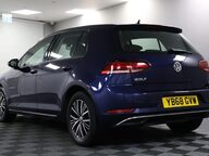 Volkswagen Golf SE TSI DSG 22