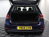 Volkswagen Golf SE TSI DSG 14