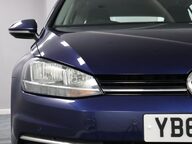 Volkswagen Golf SE TSI DSG 25