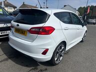 Ford Fiesta ST-LINE 8