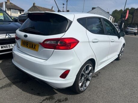 Ford Fiesta ST-LINE 8