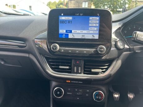 Ford Fiesta ST-LINE 13