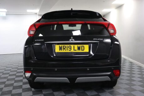 Mitsubishi Eclipse Cross 3 8